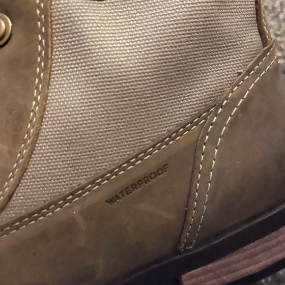 Sorel Boots - Picture 2 of 4